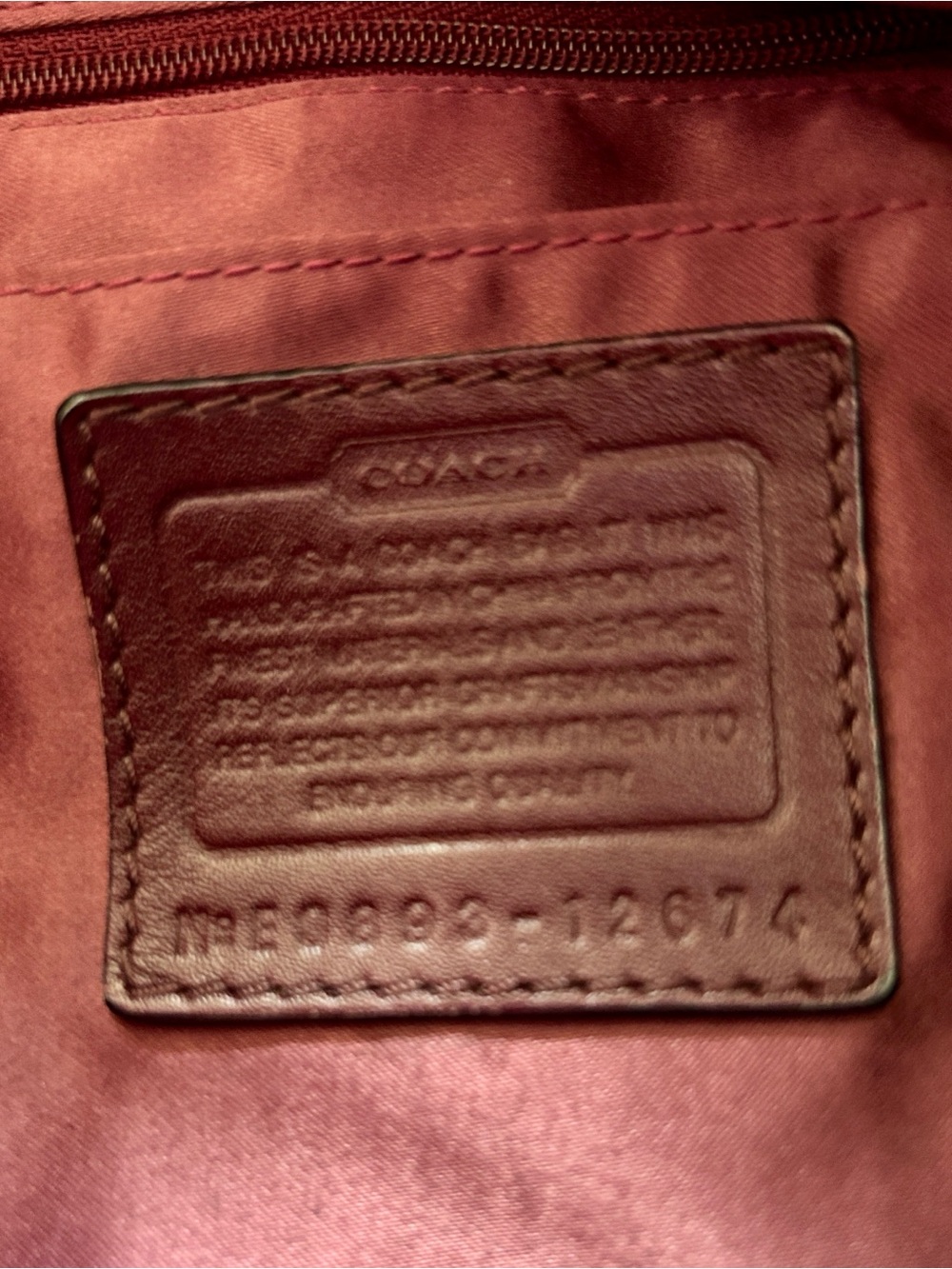 RETIRED- Coach Zoe Set in Signature Jacquard & Leather Burgundy 2009 - Picture 12 of 12